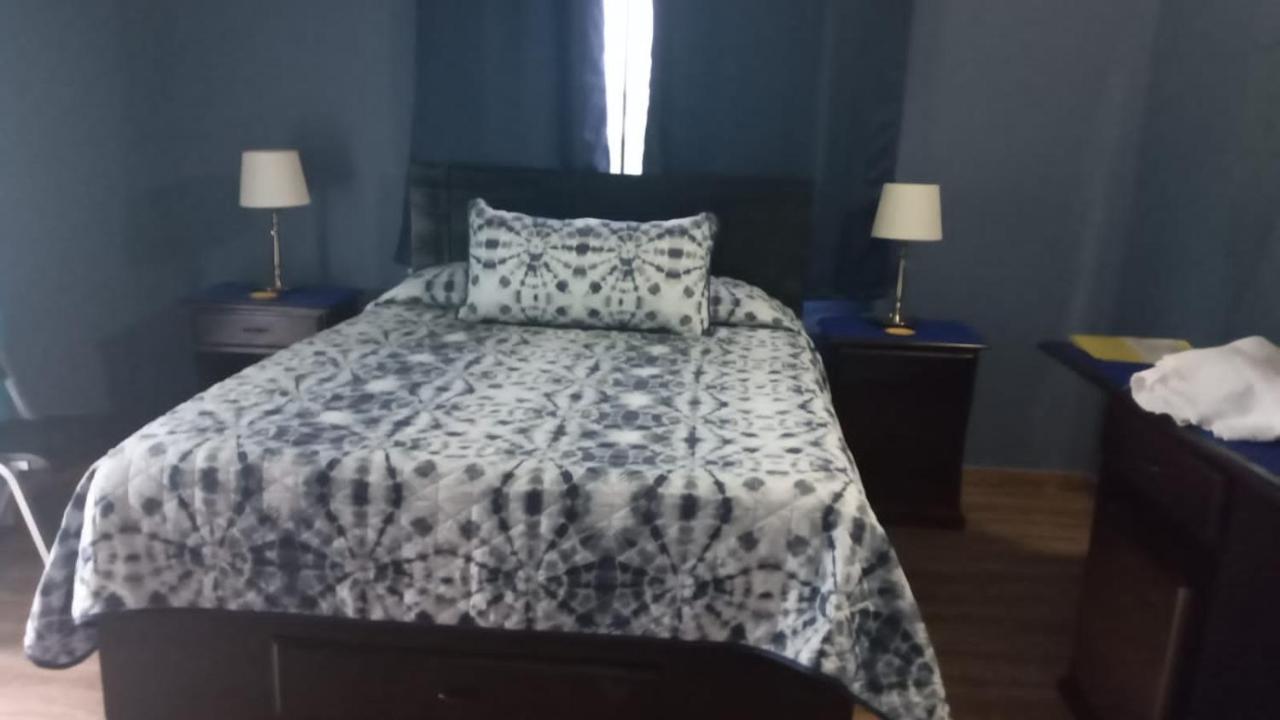 Bailey'S Bed And Breakfast Runaway Bay Kültér fotó