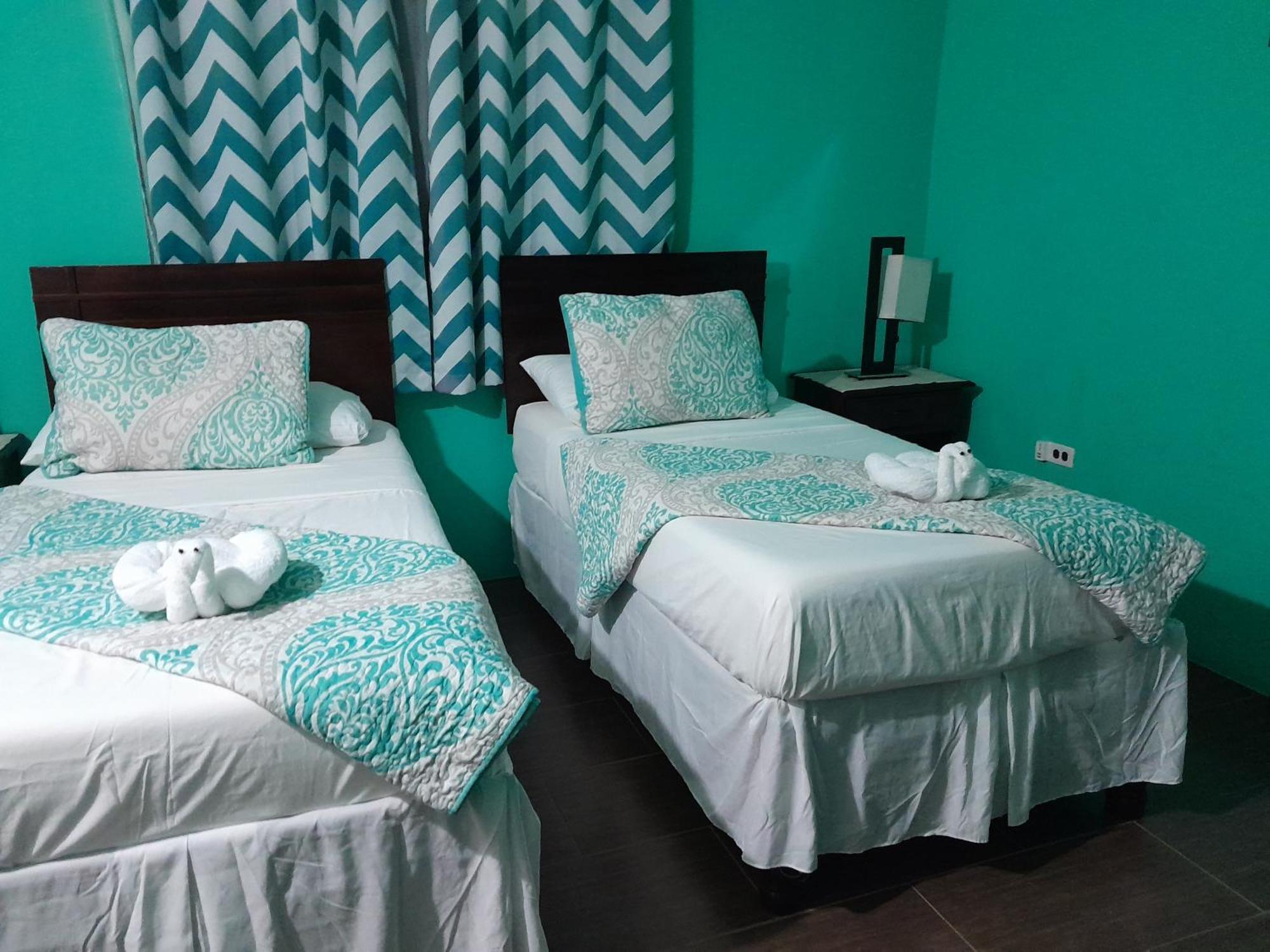 Bailey'S Bed And Breakfast Runaway Bay Kültér fotó