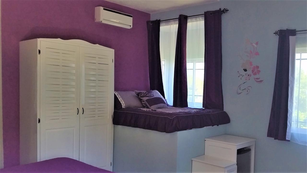 Bailey'S Bed And Breakfast Runaway Bay Kültér fotó