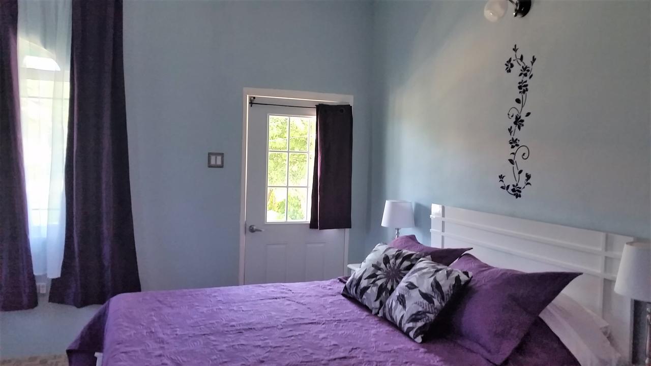 Bailey'S Bed And Breakfast Runaway Bay Kültér fotó